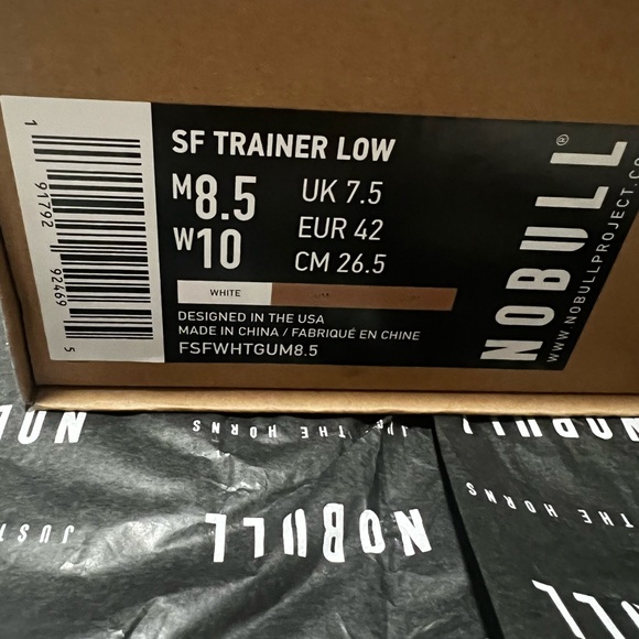 NOBULL brand new Outwork Trainers White and Gum size M8.5/ W10 with box - Picture 2 of 7